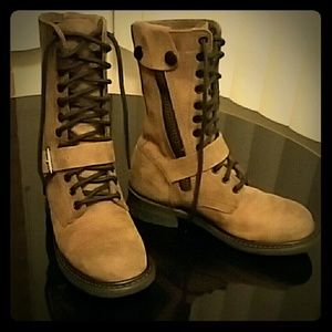 Distressed Leather Lace Up Boots